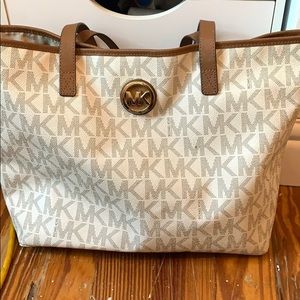 michael kors tote